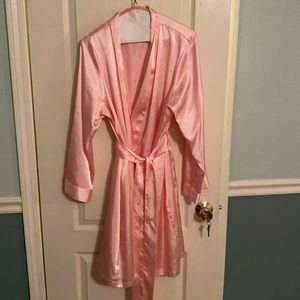 Pink satin robe with pockets